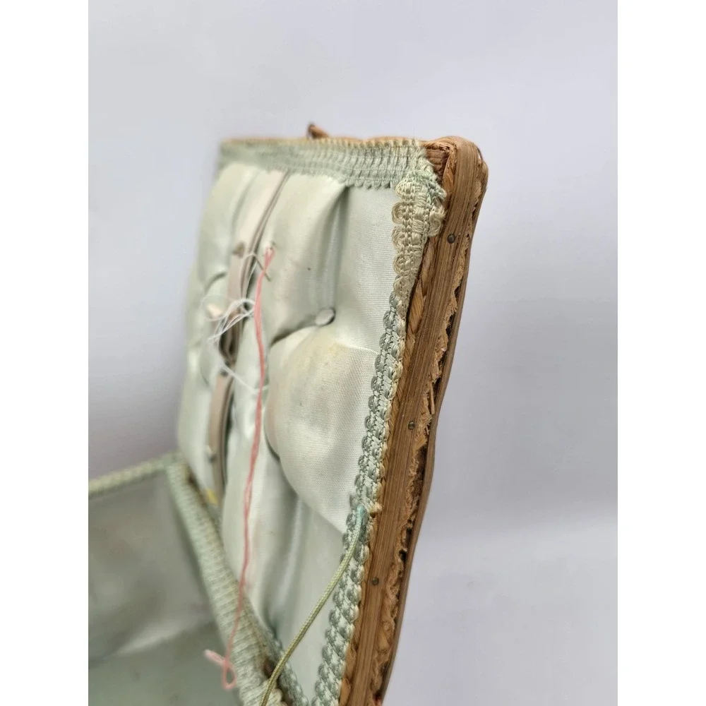 Vintage Large Woven Wicker Sewing Basket - Oakville Company USA - 1950s‎ 10x7x5